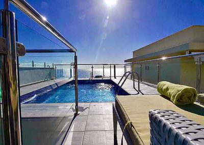 Beachfront Penthouse for sale in Cabopino