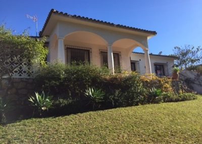 Renovated Villa for Sale in Cabopino