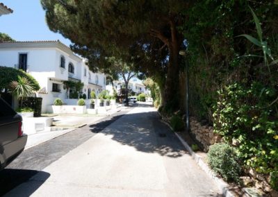 Beachfront townhouse for sale in Cabopino