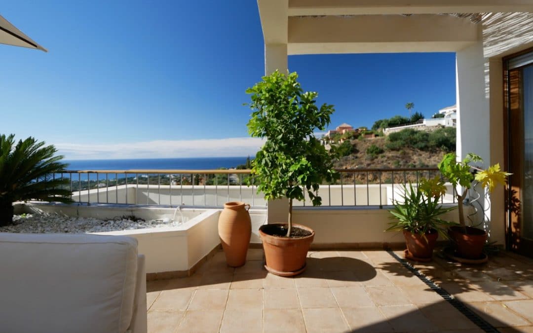 Penthouse apartment for sale in Los Monteros Marbella