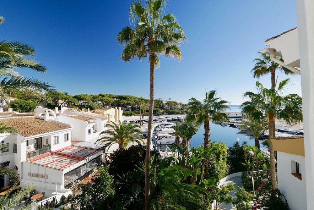 3 Bedroom luxury Apartment in Cabopino