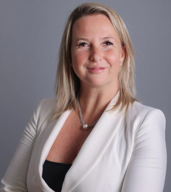 Eszter Sziklai estate agent marbella